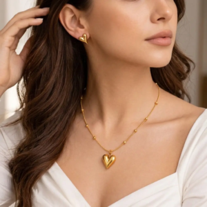 Placing_earring_on_model_20261013112146
